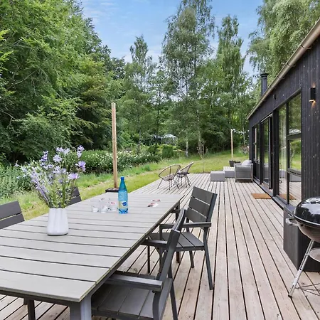 Vakantiehuis Pet Friendly In With Jacuzzi *