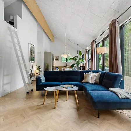 Vakantiehuis Pet Friendly In With Jacuzzi